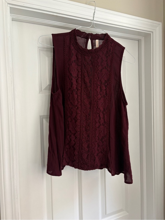 Xhilaration Tops - Xhilaration Lace High Neck Burgundy Tank Top Women’s Large Feminine Girly